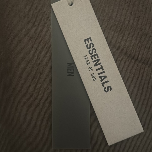 Fear of God Essentials Crewneck - Picture 4 of 4